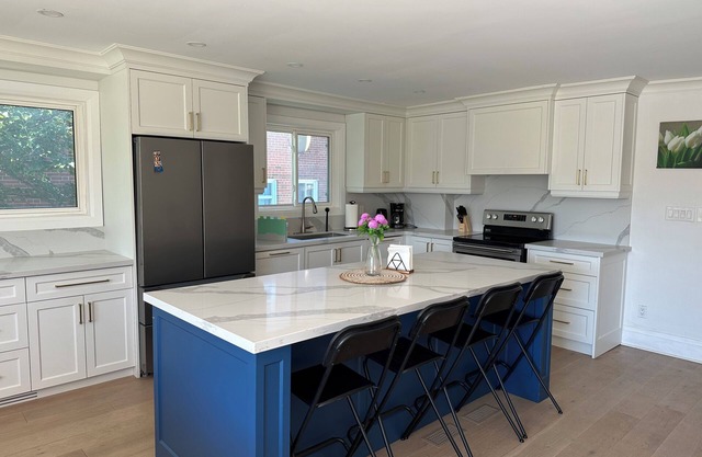 2 Bedroom 1 Bathroom house with self check in