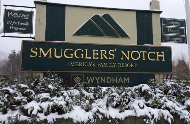 2 Bedroom 2 bath in Wyndham Smugglers’ Notch Resort Village. Ski in-out