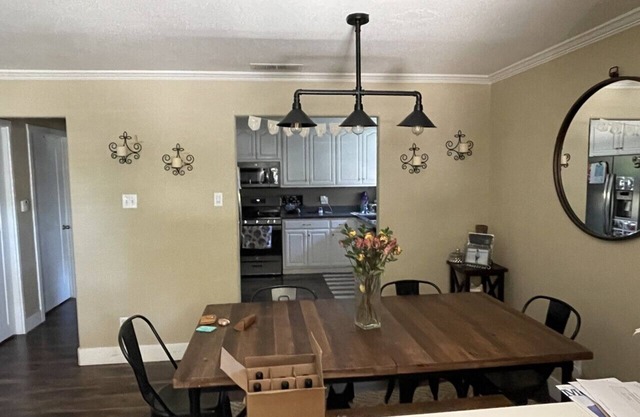 2 bedroom/2bath in central Napa, within walking to downtown