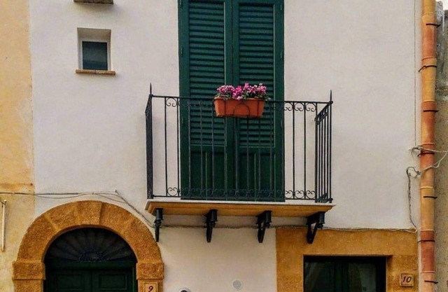 2 Bedroom Apartment in Sambuca di Sicilia
