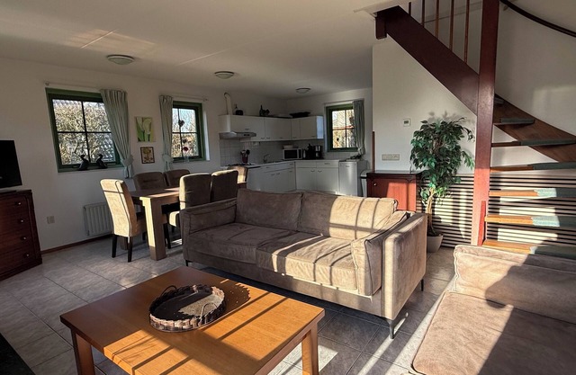 2 bedroom accommodation in Julianadorp aan Zee