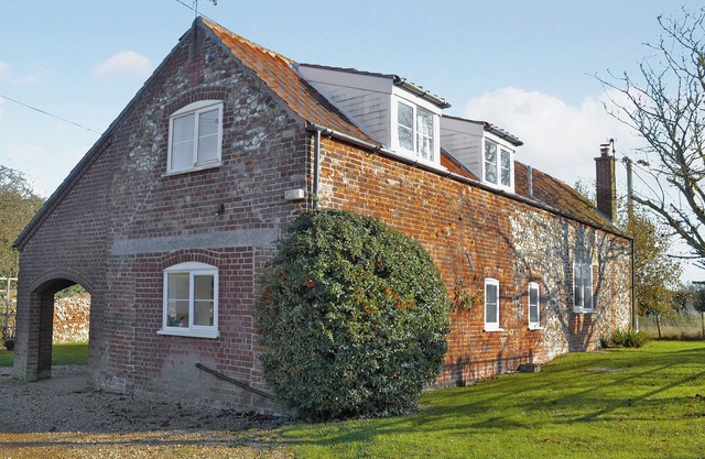 2 bedroom accommodation in Stanhoe, near King&rsquo;s Lynn