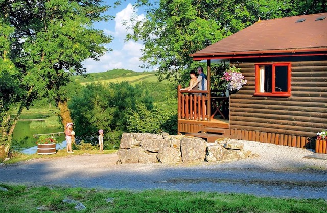 2 bedroom accommodation in Pontyberem, Carmarthenshire