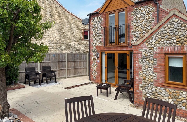 2 bedroom accommodation in Sheringham