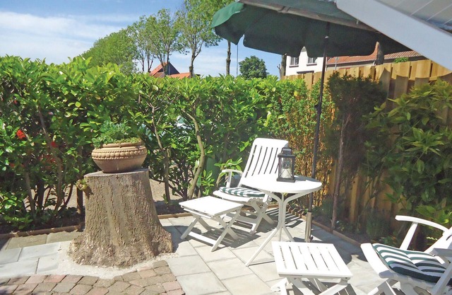 2 bedroom accommodation in Stavenisse