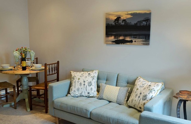 2 bedroom accommodation in Brampton
