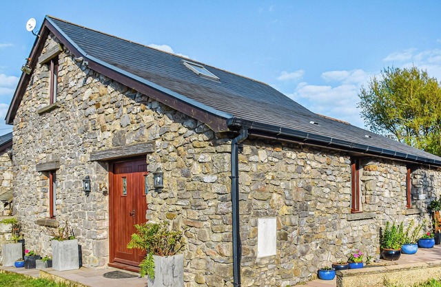 2 bedroom accommodation in Pennard