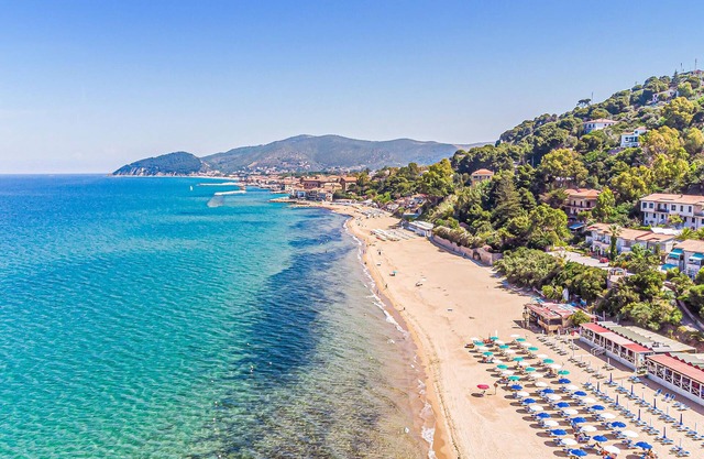 2 bedroom accommodation in Capaccio