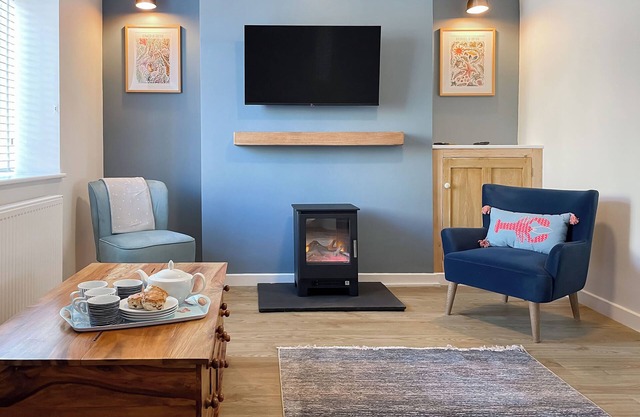 2 bedroom accommodation in Amble
