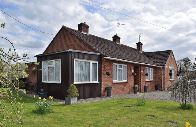 2 bedroom accommodation in Camer&rsquo;s Green, Berrow, near Malvern