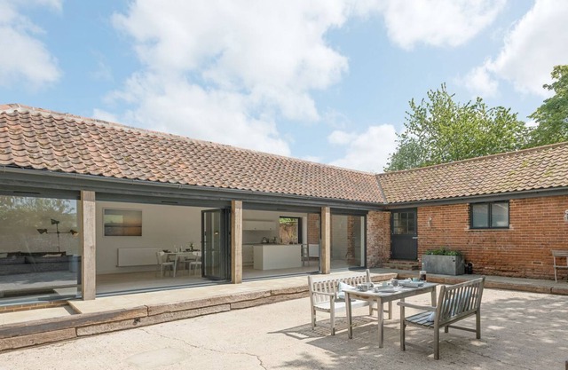 2 bedroom accommodation in Reepham