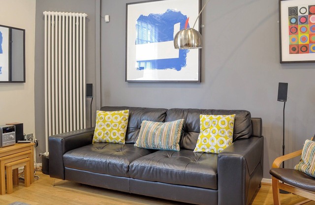 2 bedroom accommodation in York