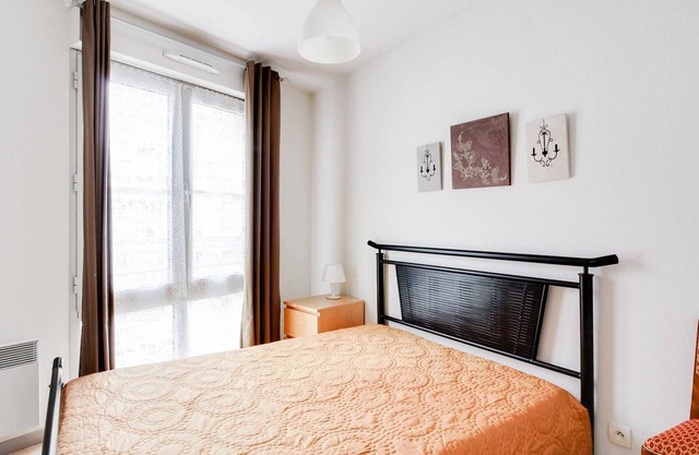 2-Bedroom Apartment + Alcove, Opposite Cable Car, Central Cauterets
