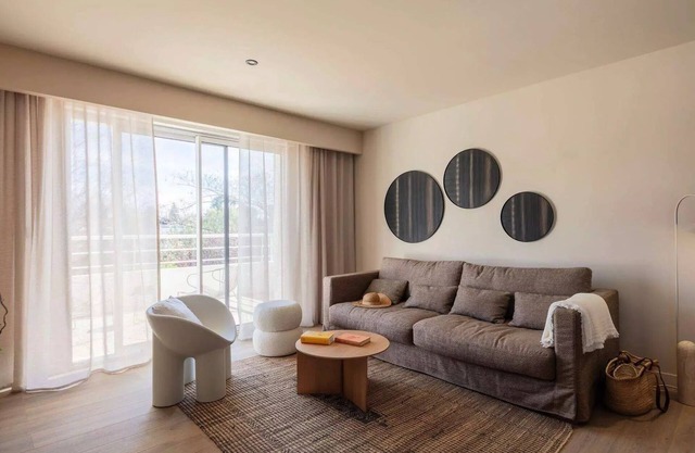 2 Bedroom Apartment 4 People Garden View