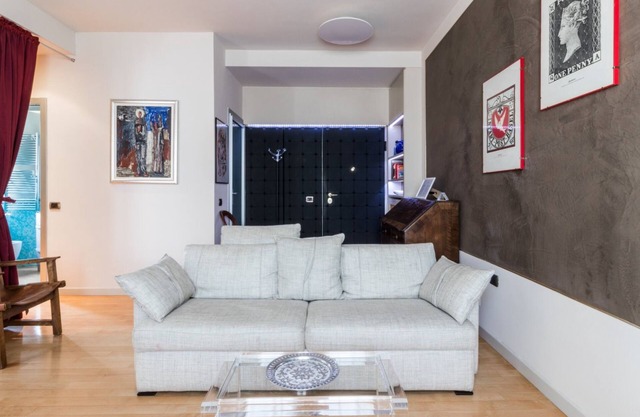 2 bedroom apartment in milan