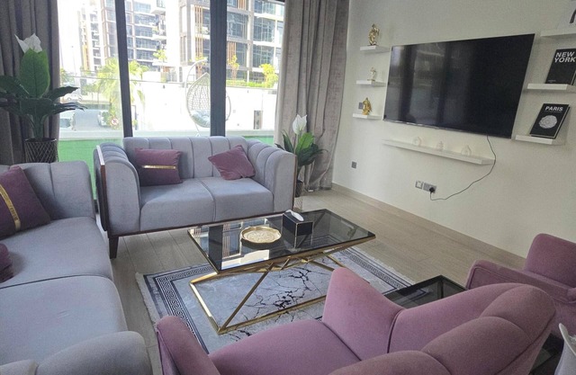 2-bedroom apartment in superb Dubai with big terrace,gym room. Live luxuriously