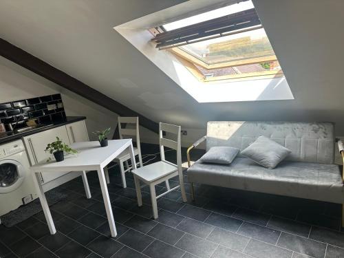 2 bedroom City Centre Apartment