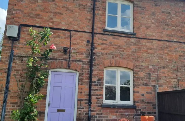 2 Bedroom Cosy Cottagenn