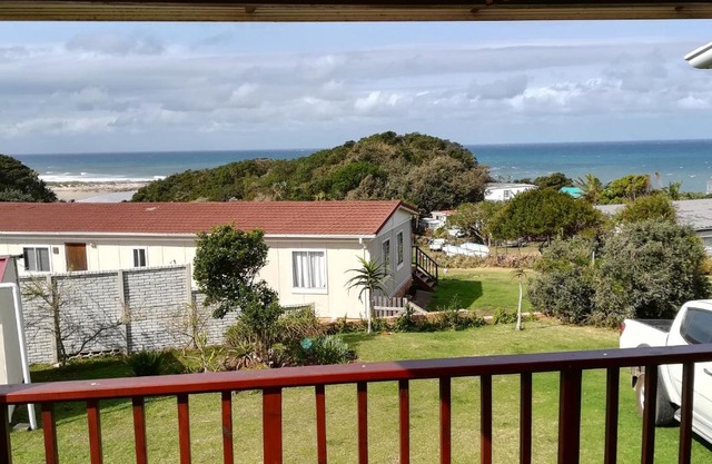 2 Bedroom Guest Suite at A-frame Glengariff Beach