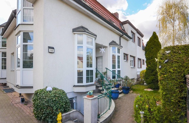 2 bedroom lovely home in Berlin