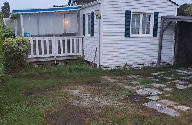 2 bedroom mobile home in plouhinec