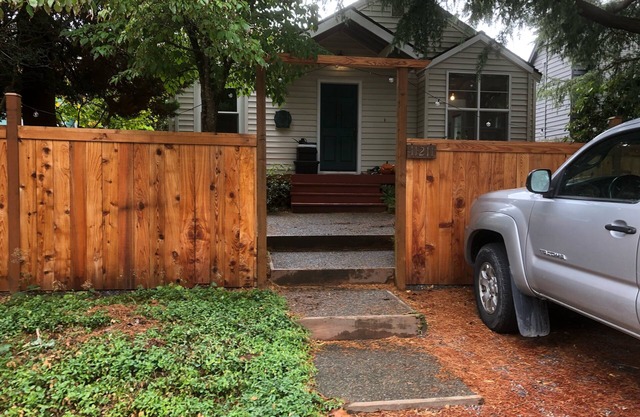 2 bedroom peaceful home with large backyard and modern amenities!