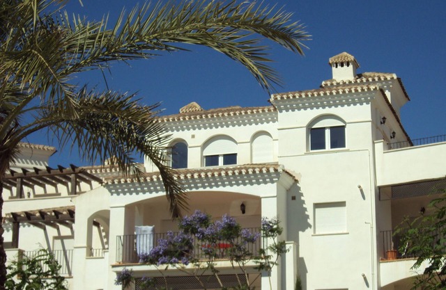 2 Bedroom Penthouse Apartment With Large Sun Terrace