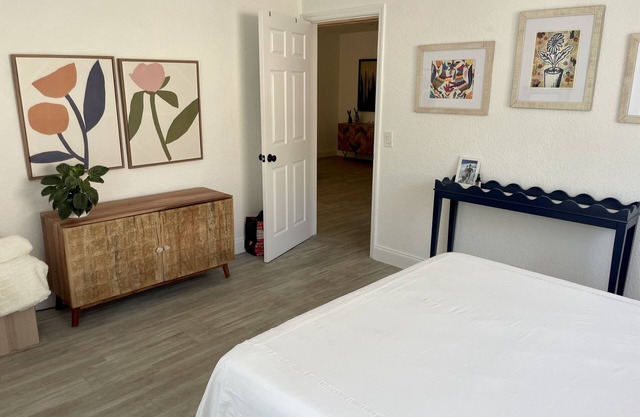 2 bedroom private vacation home in west palm beach