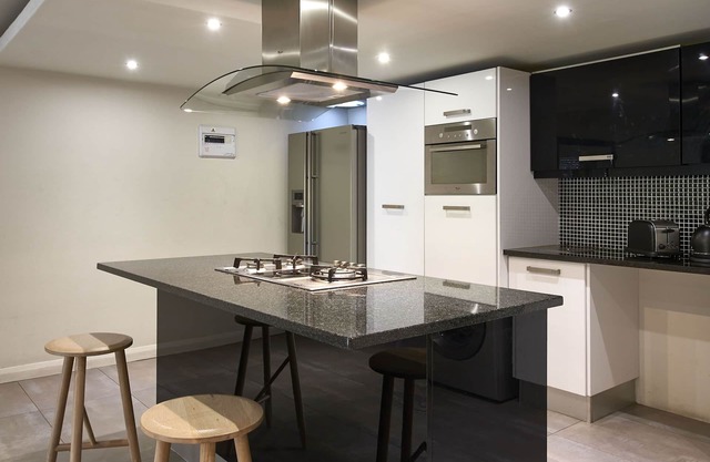 2 Bedroom Standard Apartment (common garden)