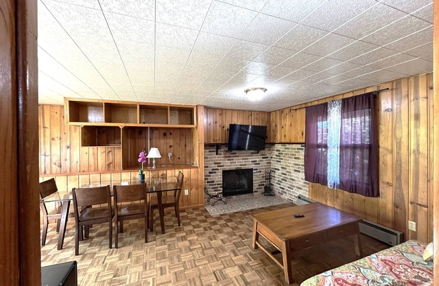 2-bedroom studio with Fast WiFi in Lynnwoodnnnnnnnnnnnnnnnnnn