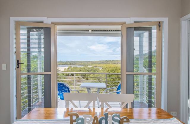 2 Bedroom Upstairs Estuary Water View - Hastings Cove!