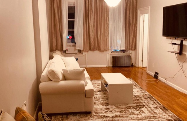 2 BR CLASSY BROOKLYN APT-10 mins from BARCLAYS CENTER!