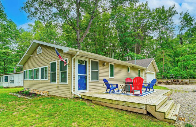 2 Fire Pits & Lake Access: Cozy Mecosta Getaway!