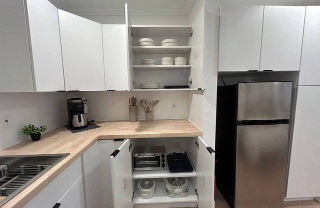 #2 Hygge Hus Hotel - Double Room - Connectable -WiFi and AC in charming Andrews