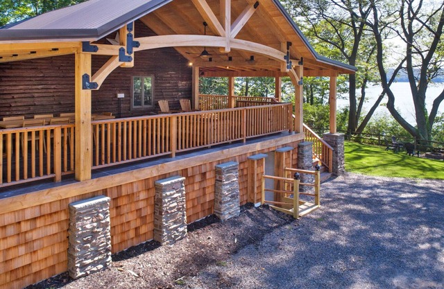 2 Lakefront Cabins on 1.3 Acres. Cayuga Lake Cabins - Finger Lakes, near Ithaca