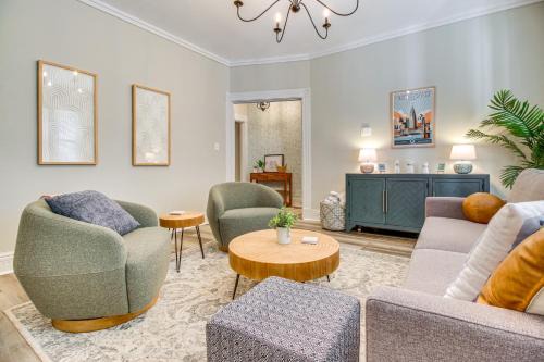 2 Mi to Dtwn Cincinnati Home with Fenced Yard!