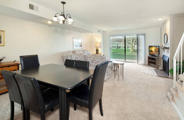 2 miles to Good Harbor Beach, Hiking, Golf, Wine Tasting