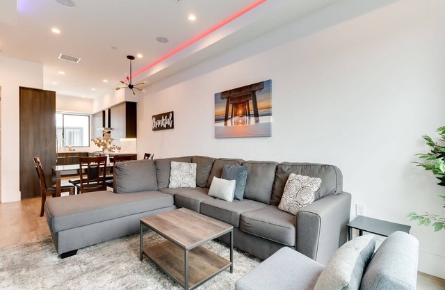 2 New Luxury Modern 3 story homes