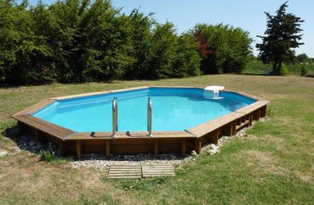 2-person apartment, near Grignan, shared pool