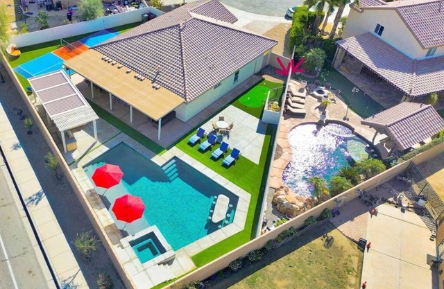 2 Private Homes on Estate 8 Bdr Casa Sol y Casa Luna