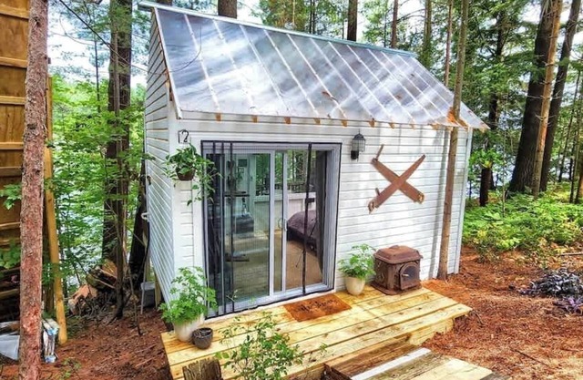 2 Romantic Island Cabins for 5 - Hot Tub,Boat