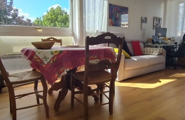 2 room independent apartment near the metro in Maisons-Alfort