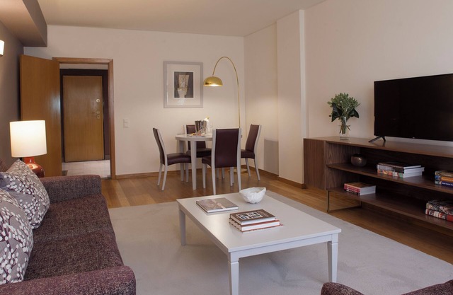 2 Units at Altis Suites Perfect for Groups, Pets are Welcome!