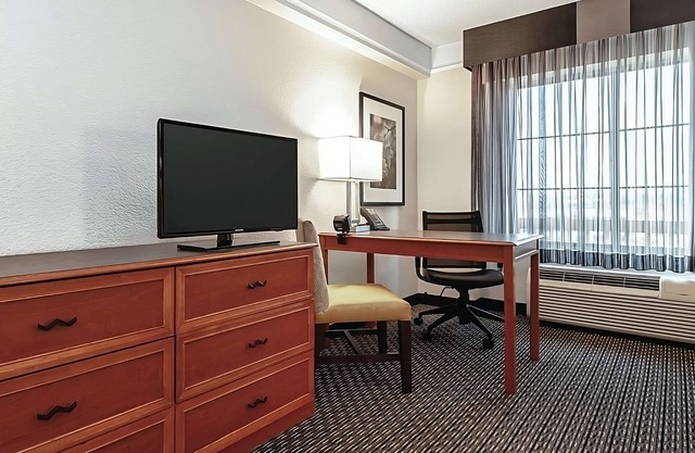 2 x 2 Double Beds Room at La Quinta Inn & Suites by Wyndham Ontario Airport