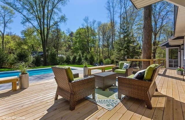 (2026 OPEN!) New Buffalo Beauty With Private Heated Pool!