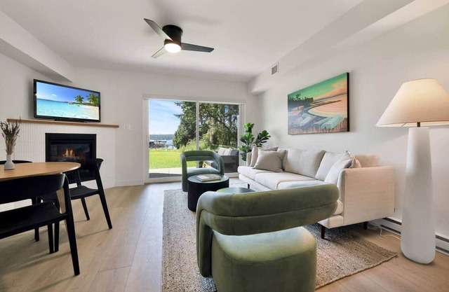 #213 Chinook Hornby Island Resort