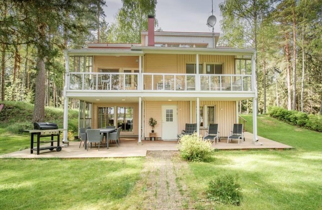 225m2 Luxurious Villa - Large garden - Sandy beach