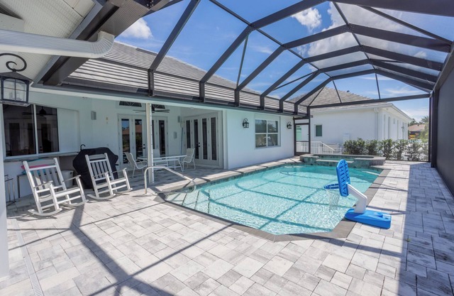 234 Grapewood Court - Perfect Retreat!