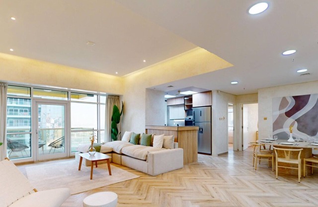 2513 Lake City Tower - Upgraded Two Bedroom in JLT
