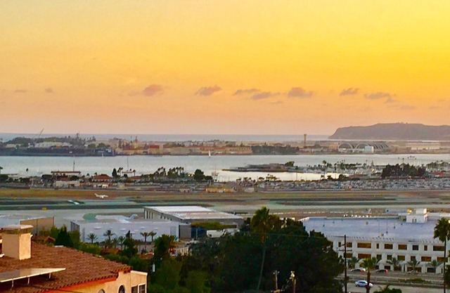 26' SUNDECK OCEAN Panoramic 180° VIEWS 🌅 AC Fast WiFi - 902Mbps